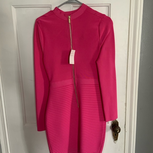 Dress - Picture 3 of 3